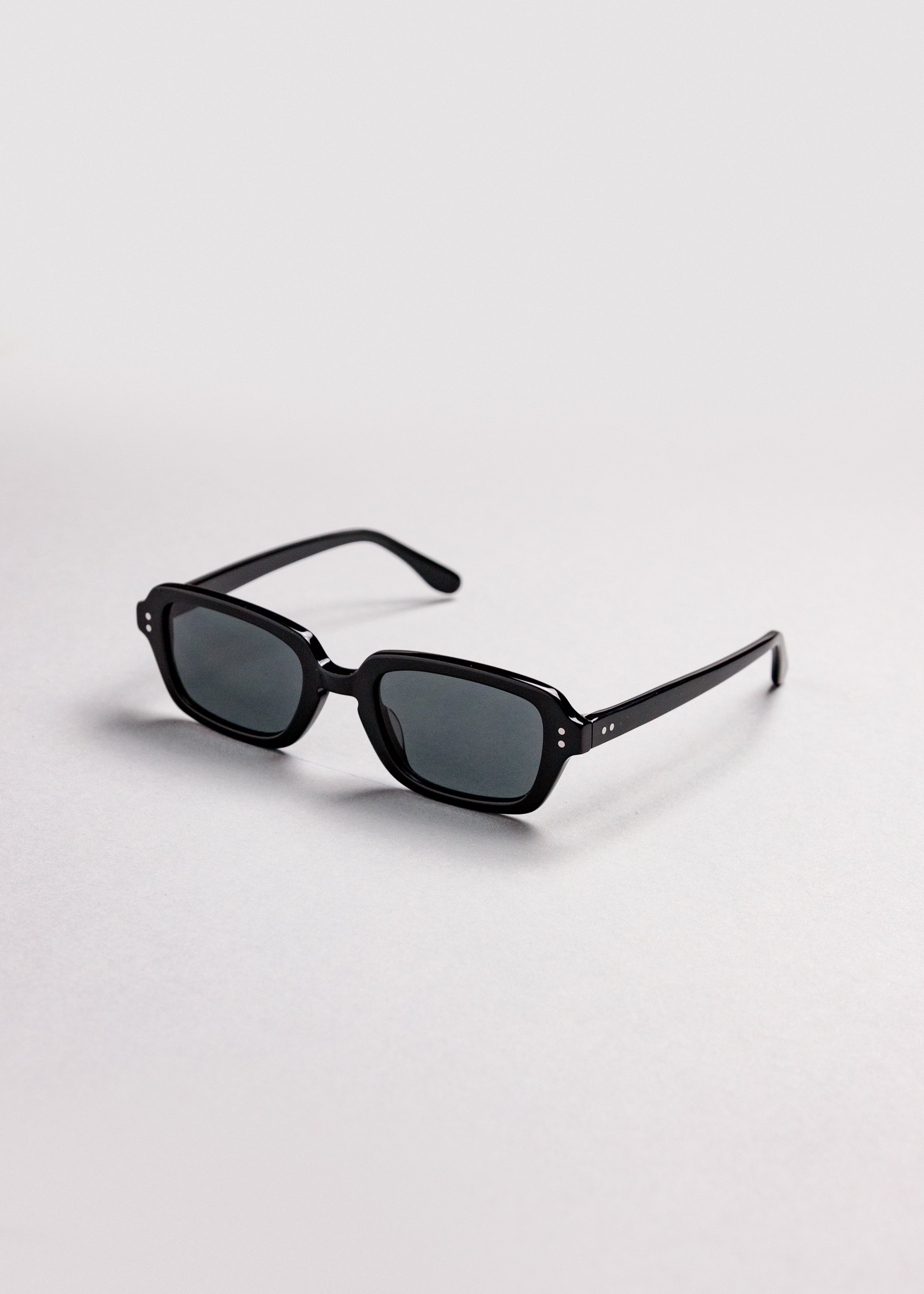 HUGO - Black